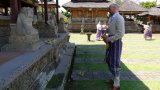 Lucius Pax.com : Nyoman Rudita : Performance 2013 04 26 00 41 : Artificial Life : Bali